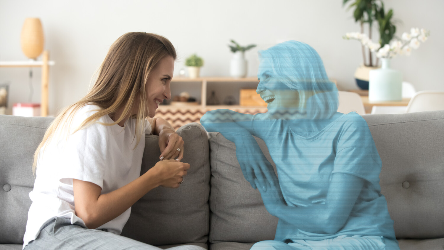 Holographic communication