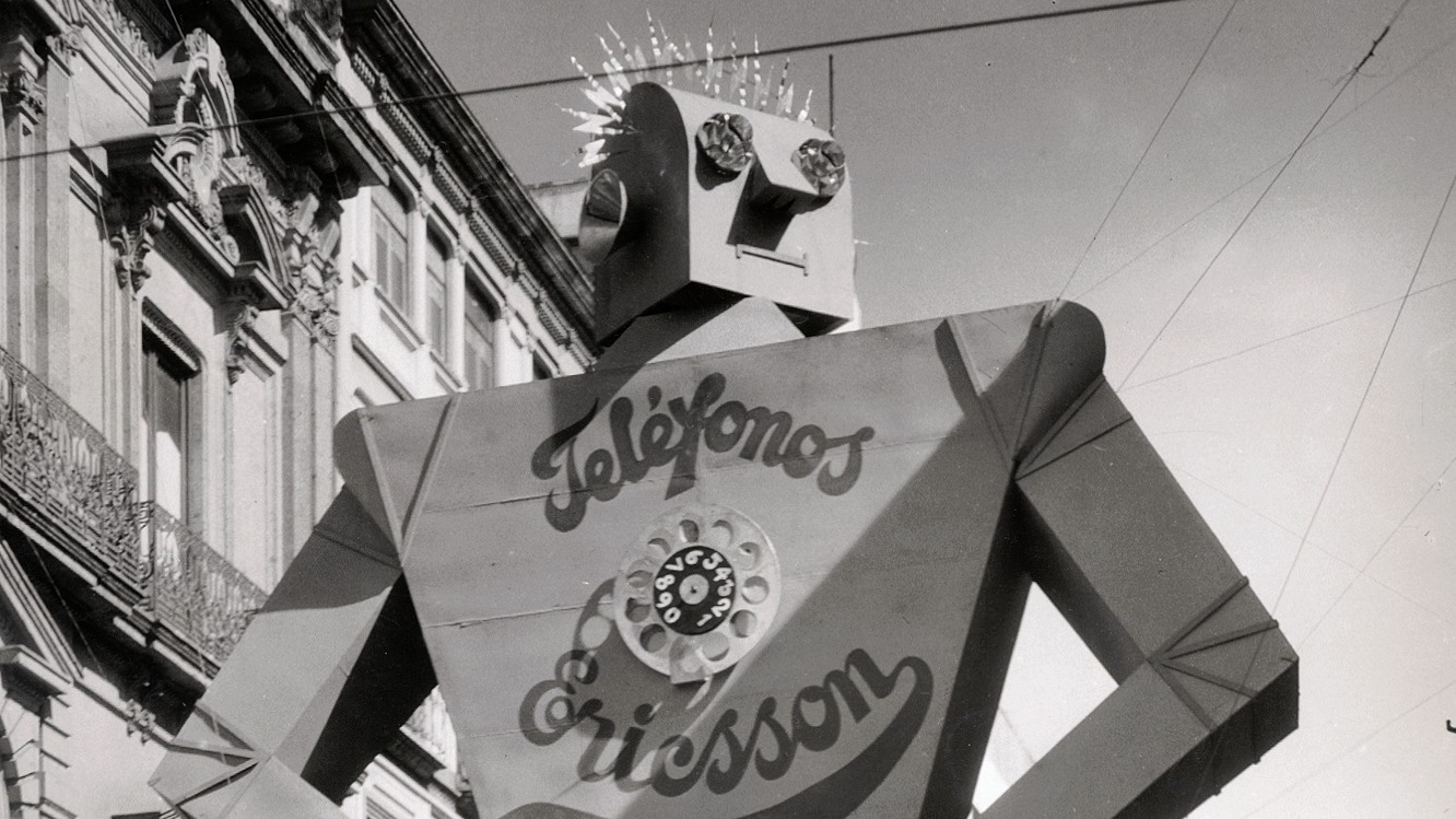 Ericsson wooden telephone robot statue