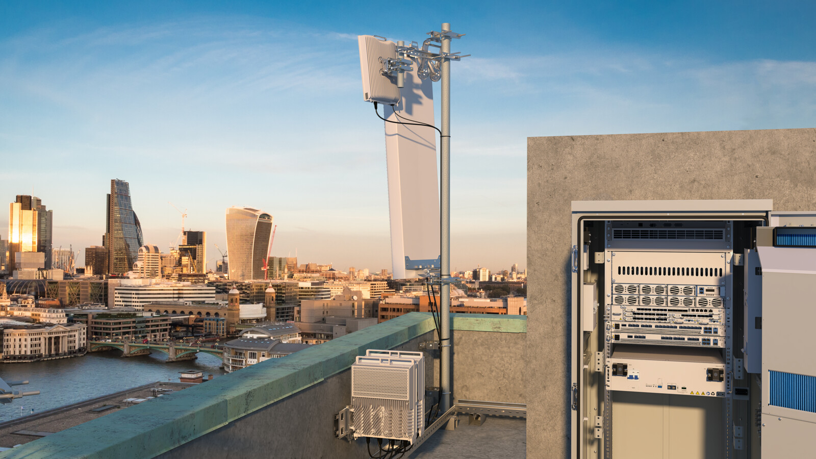 Router 6673 in rooftop macro site