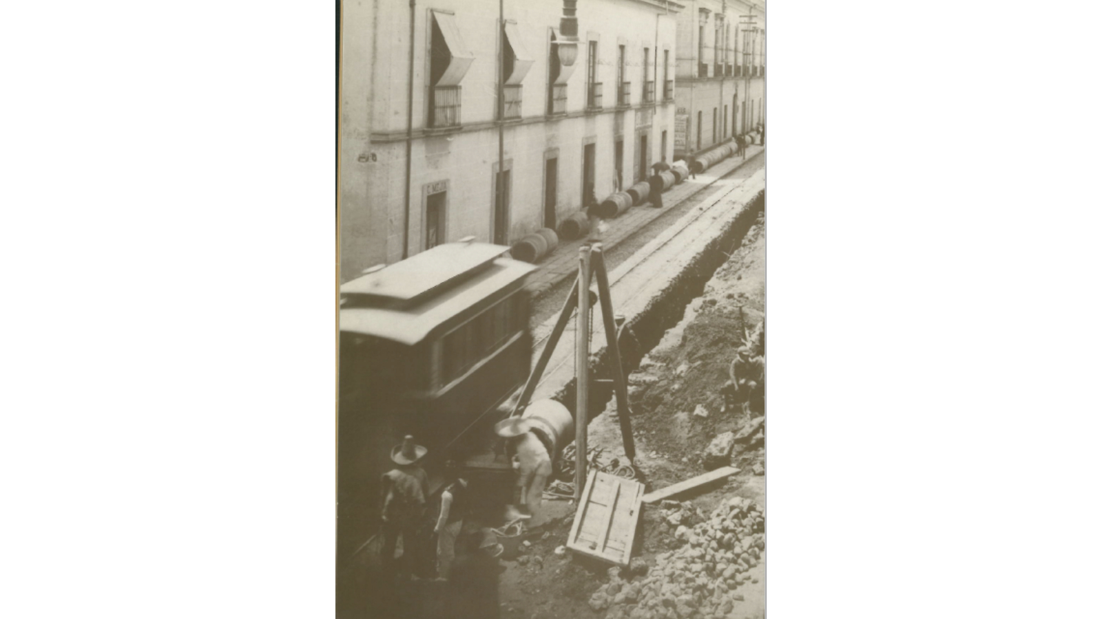 1904 -1911:  How it started 