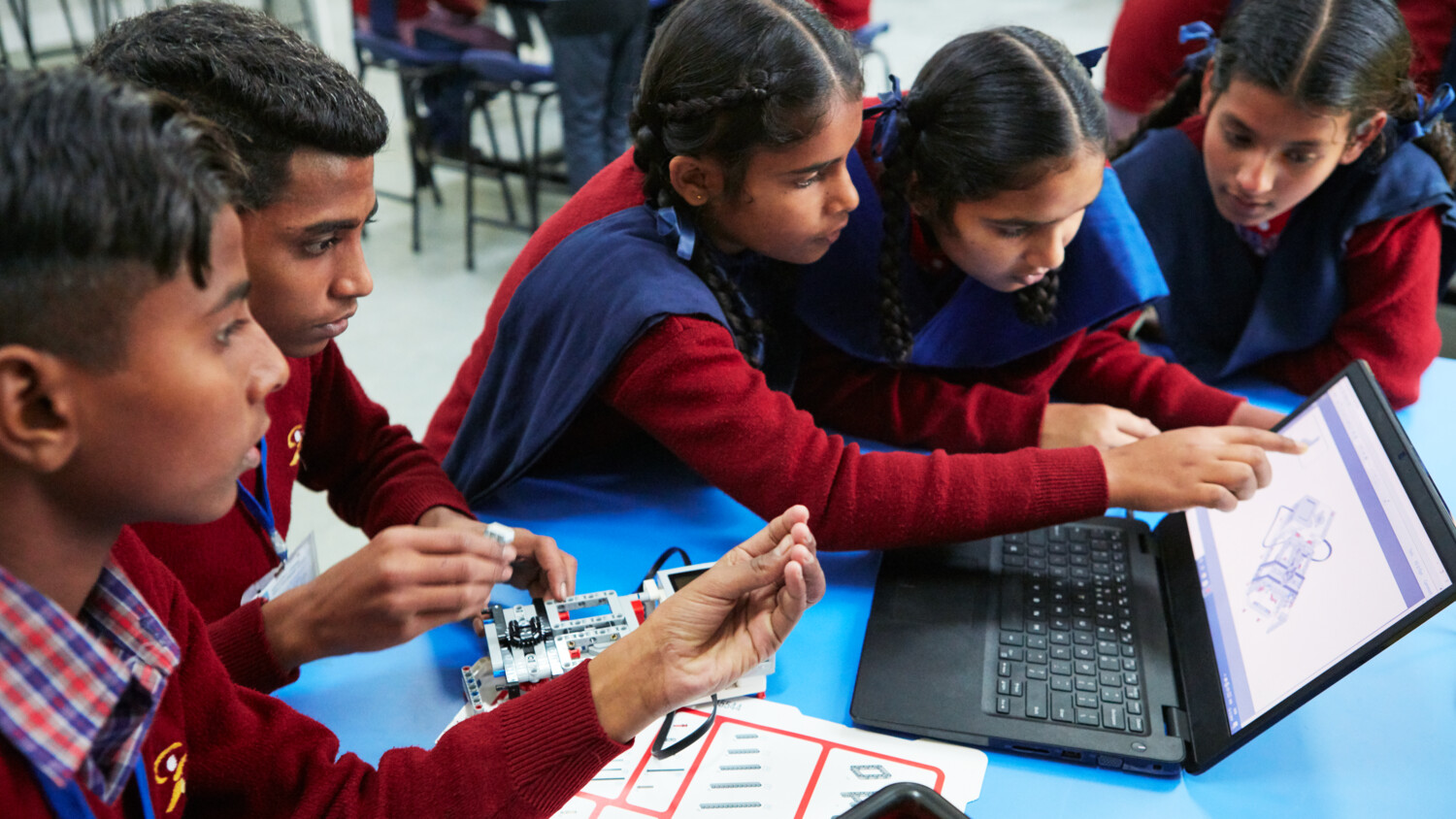 Students at Ericsson Learning Center India.
