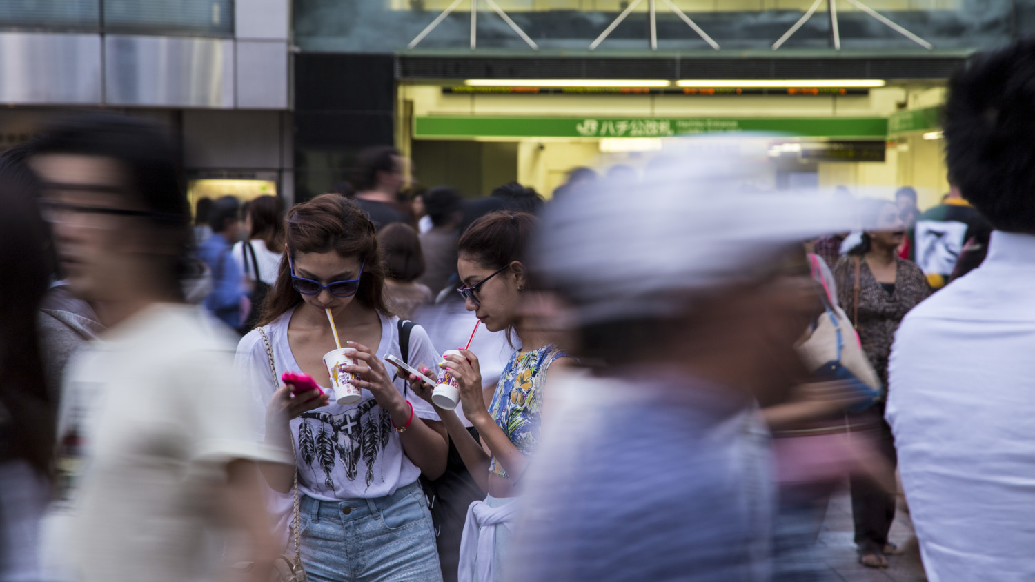 エリクソンとソフトバンク、 4.5GHz周波数帯で5Gの実証実験
