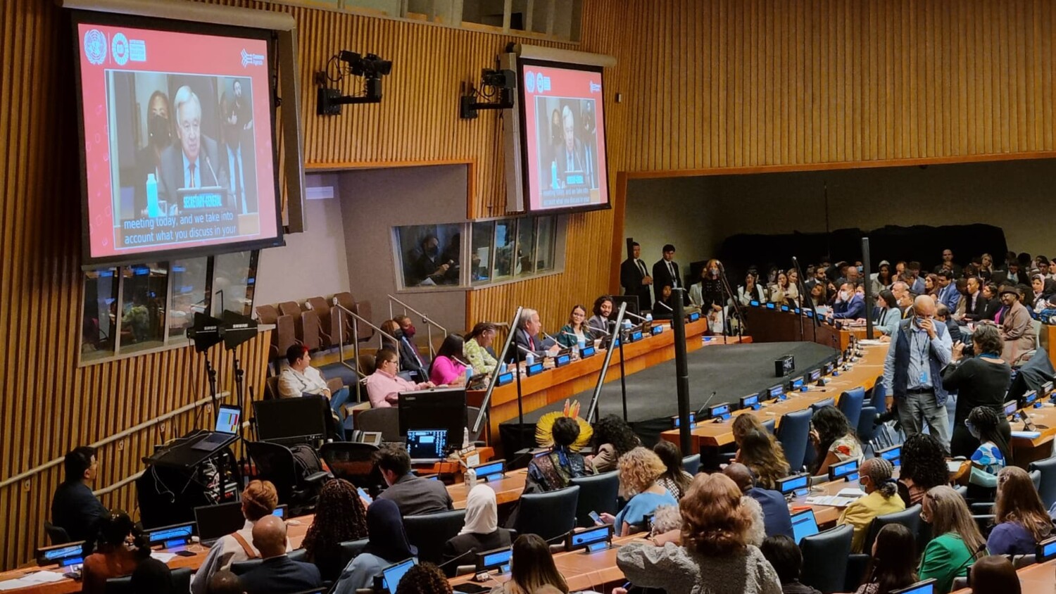 Global school connectivity initiative