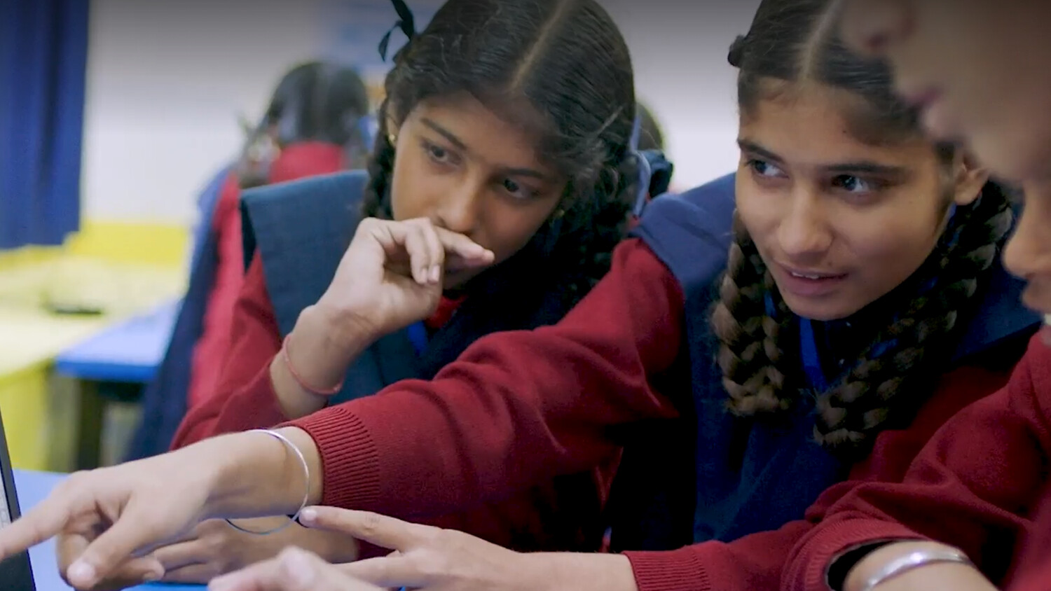 Watch film about Ericsson's connected school's program.