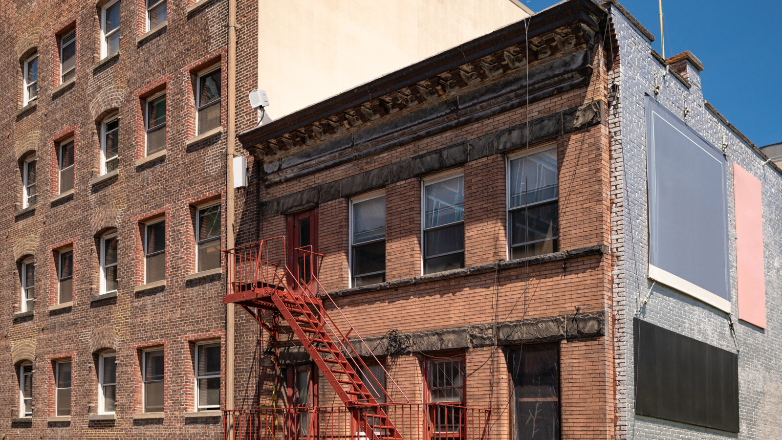 Trusted microwave networks