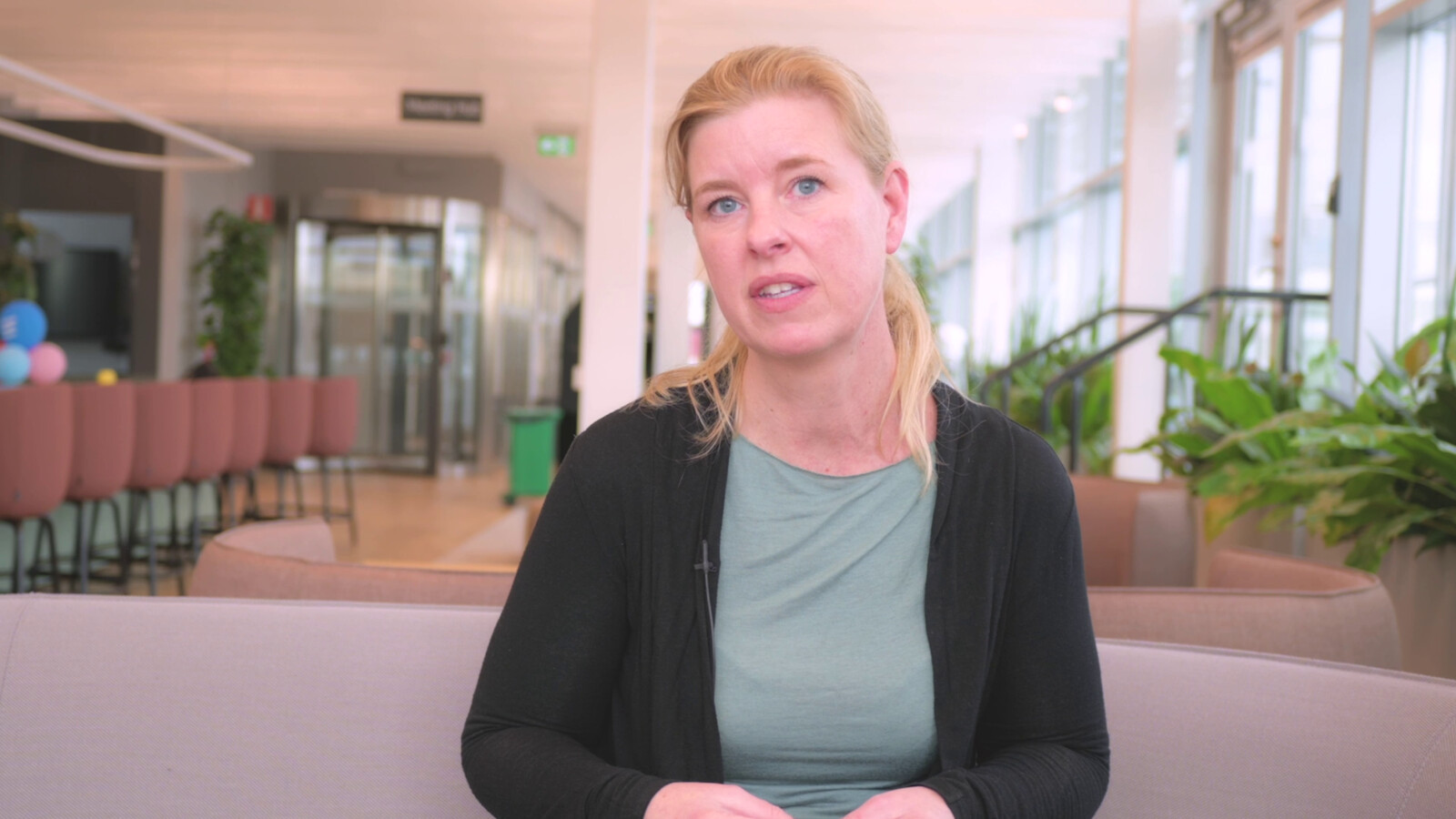 How do we achieve critical network performance? | 1 min 55 sec