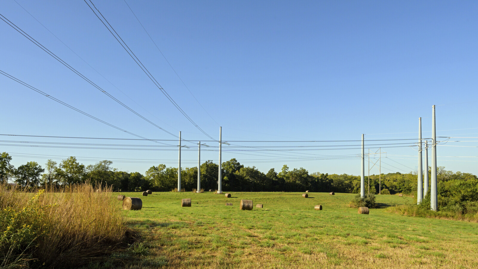 Power distribution network