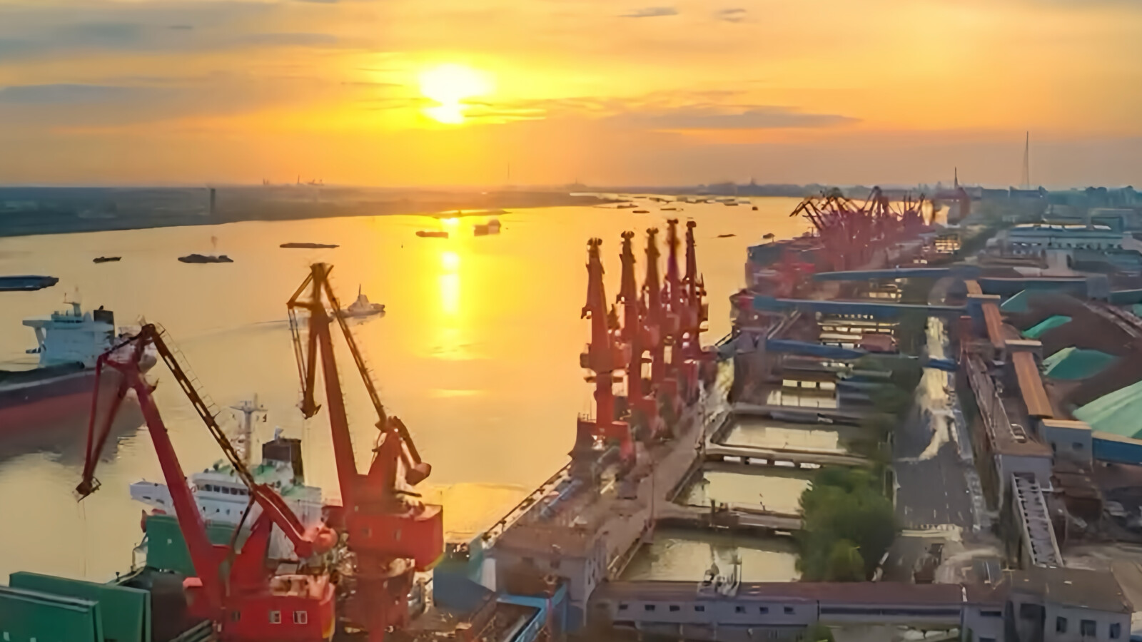 Zhangjiagang Port, Ericsson, China Mobile 5G Smart Port - China.