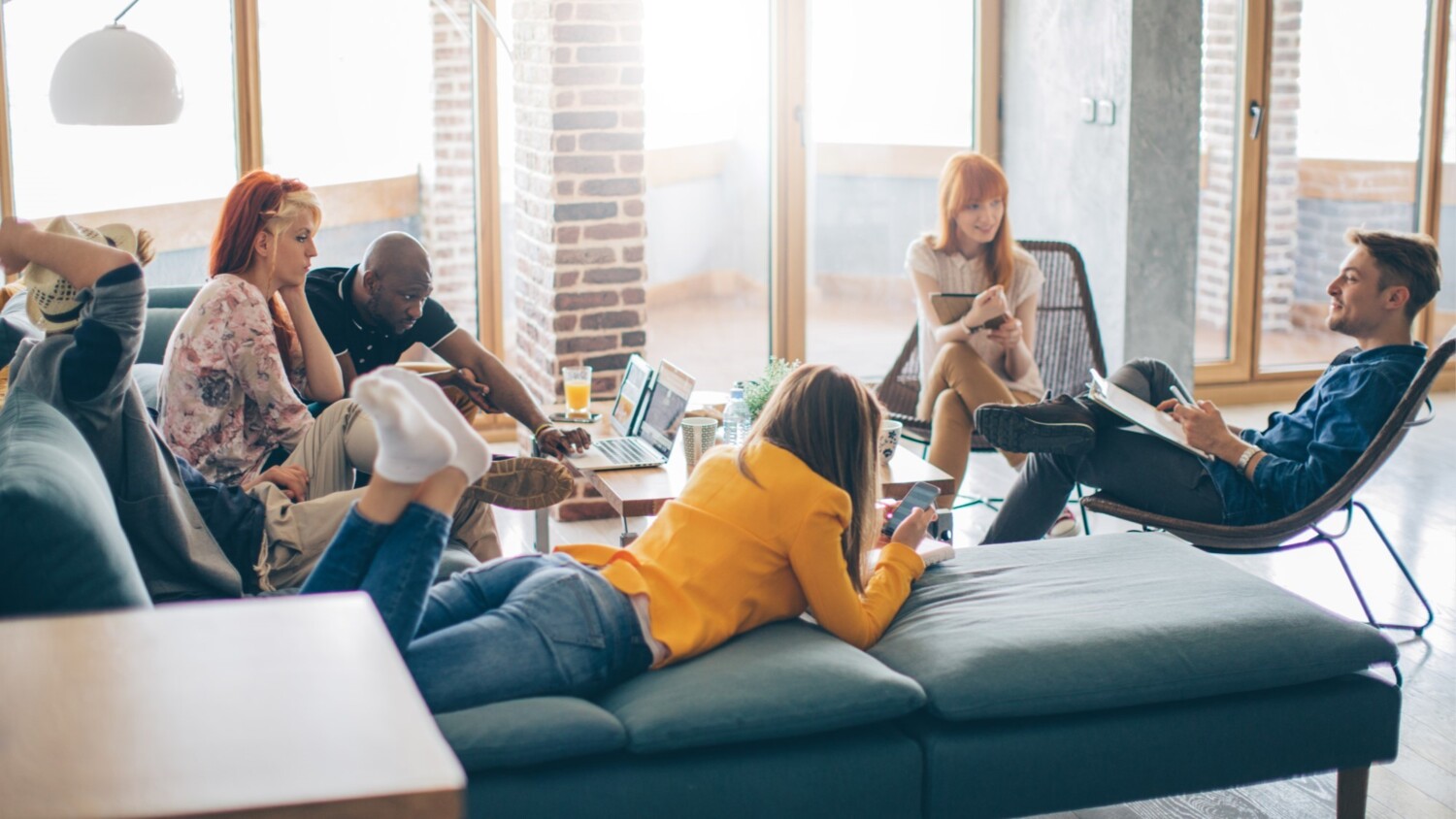 Fixed Wireless Access - Wireless fiber for connected home