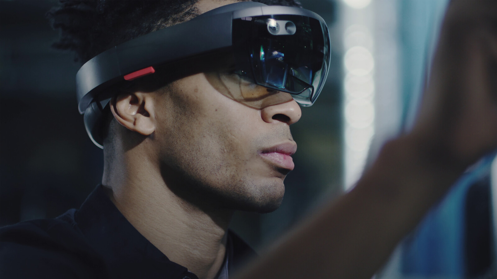 Man wearing VR glasses.