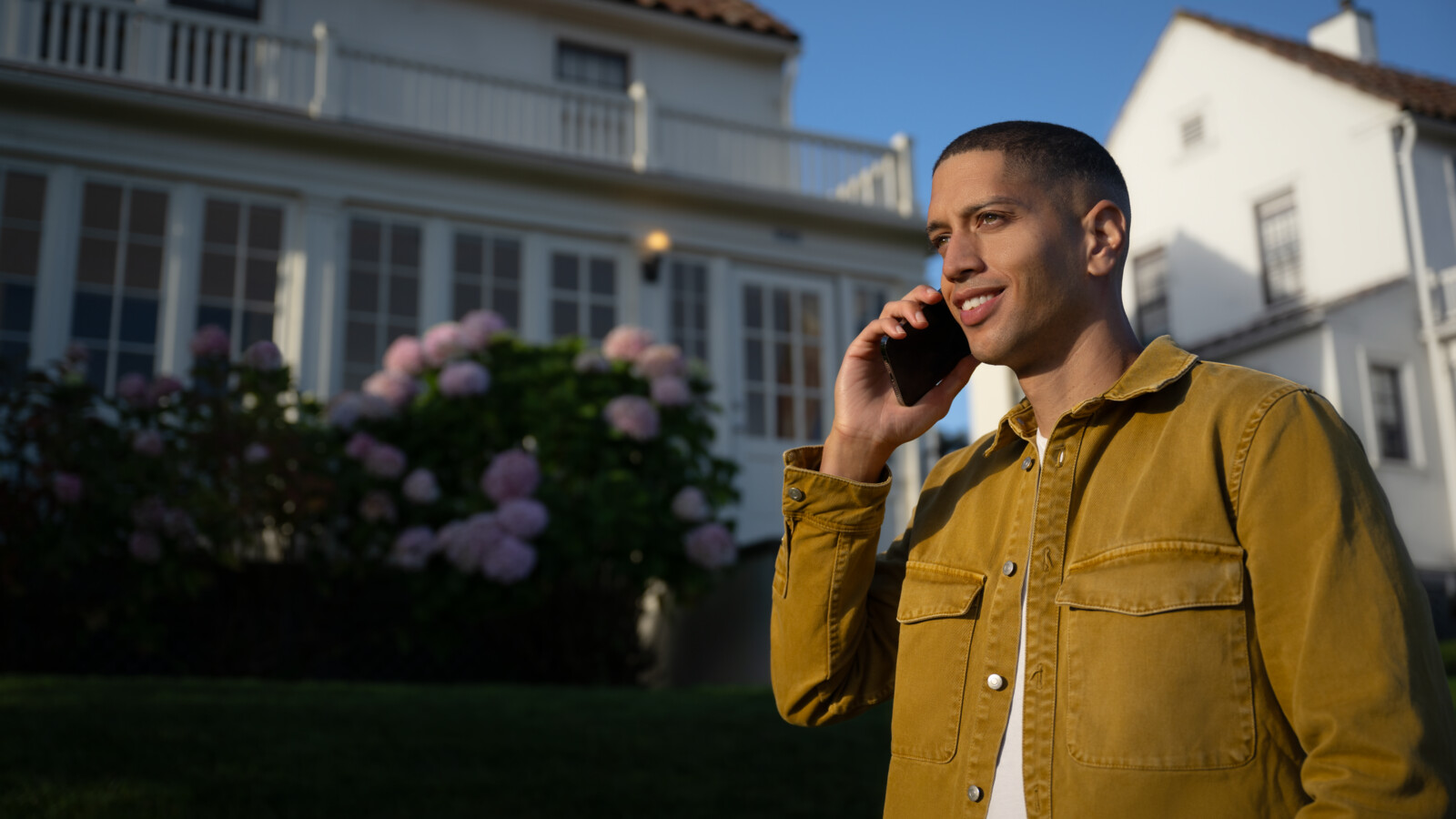 Ericsson and Telstra unveil world’s first 5G triple-band FDD Massive MIMO radio to power Australia’s next-gen network