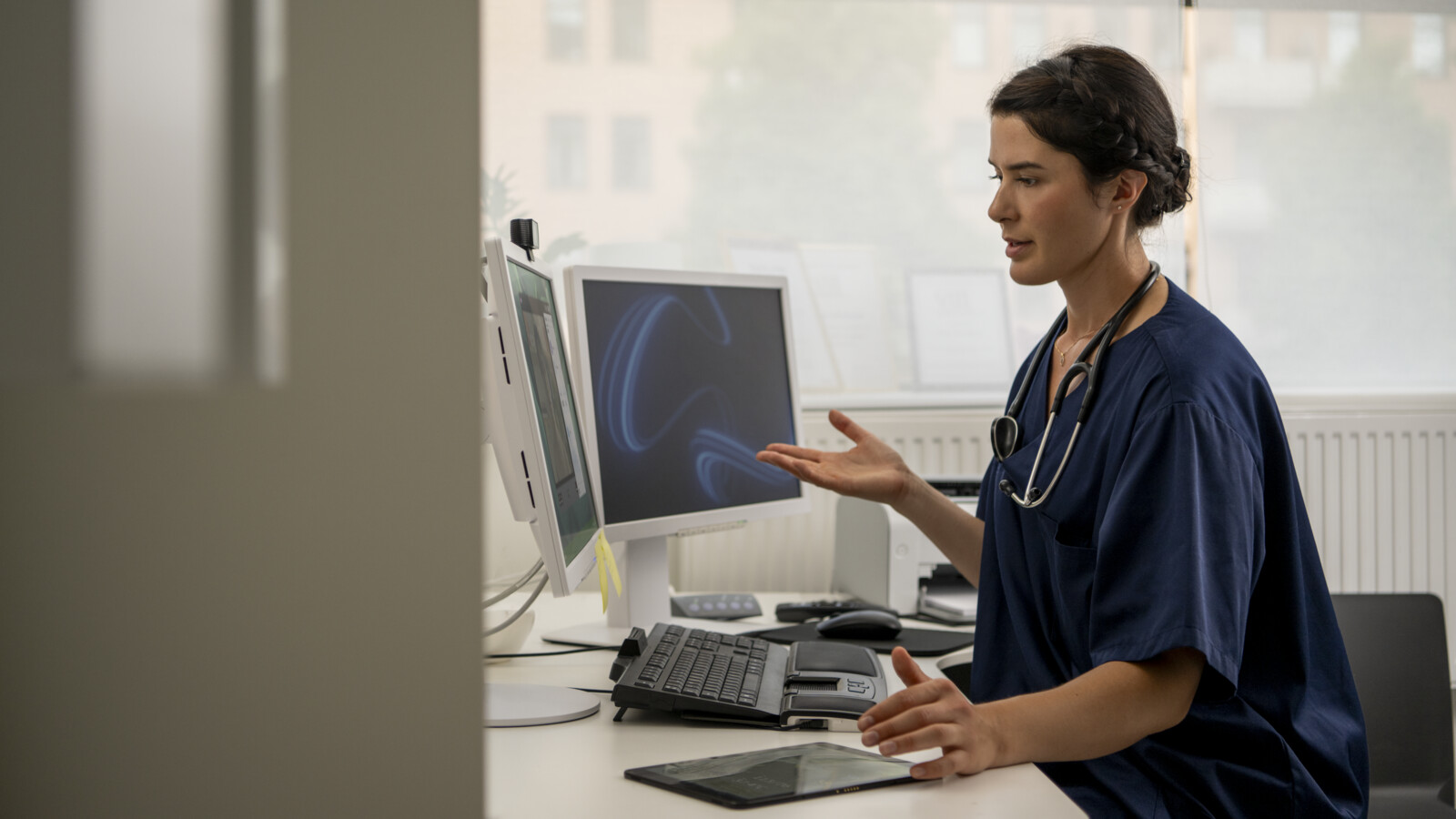 Hospitals & Healthcare Campuses  