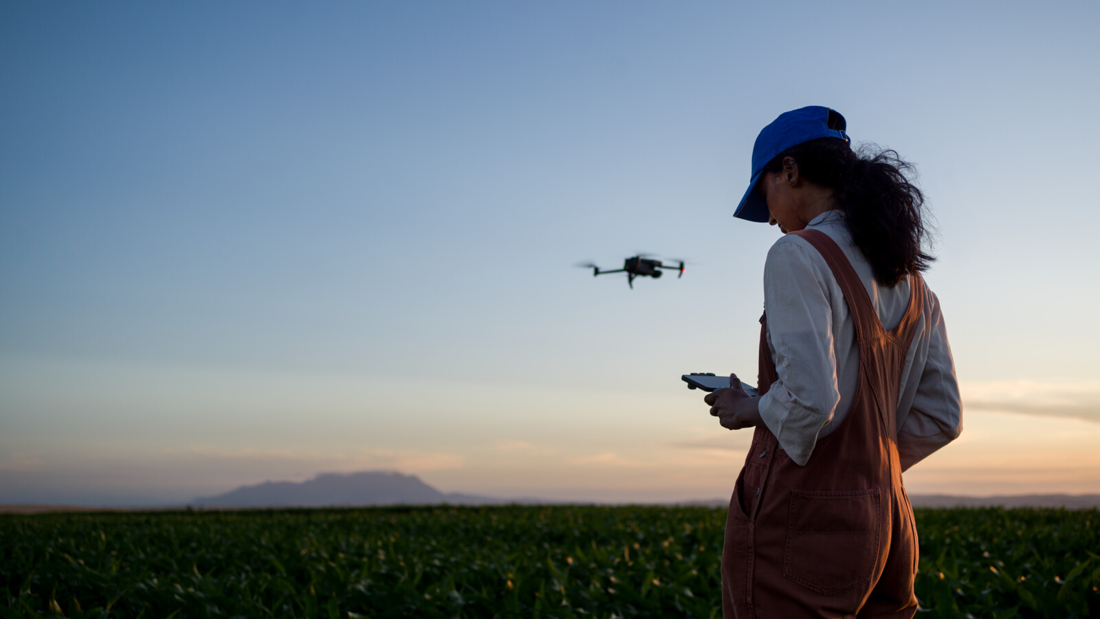 AT&Tとエリクソンが高性能でエネルギー効率の高いネットワークのイノベーションを推進