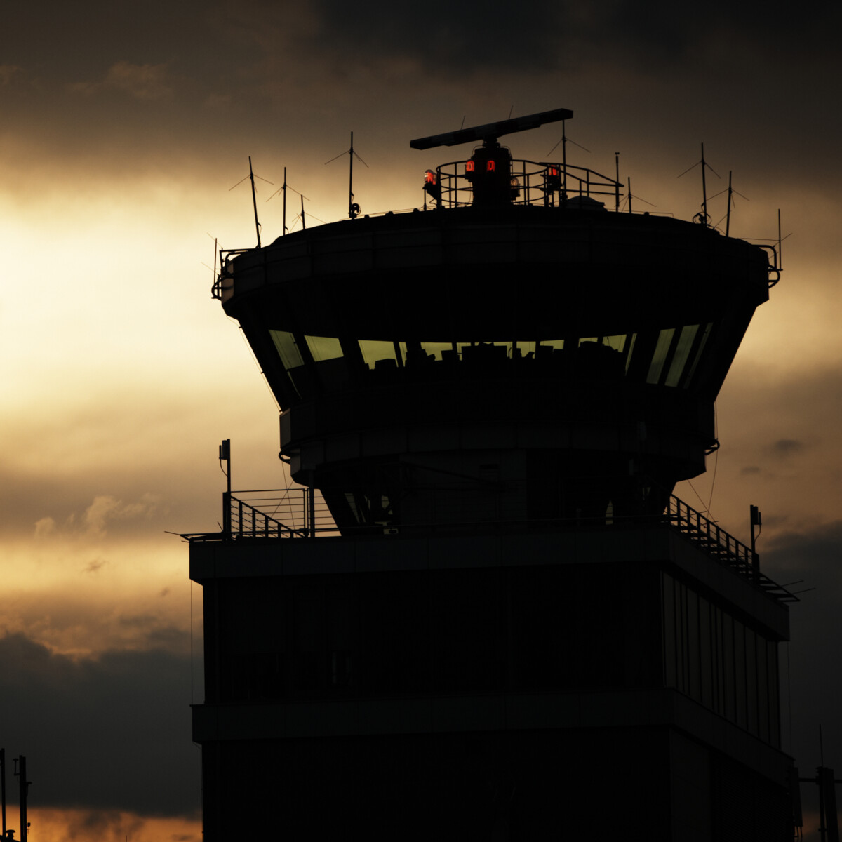 air traffic control tower