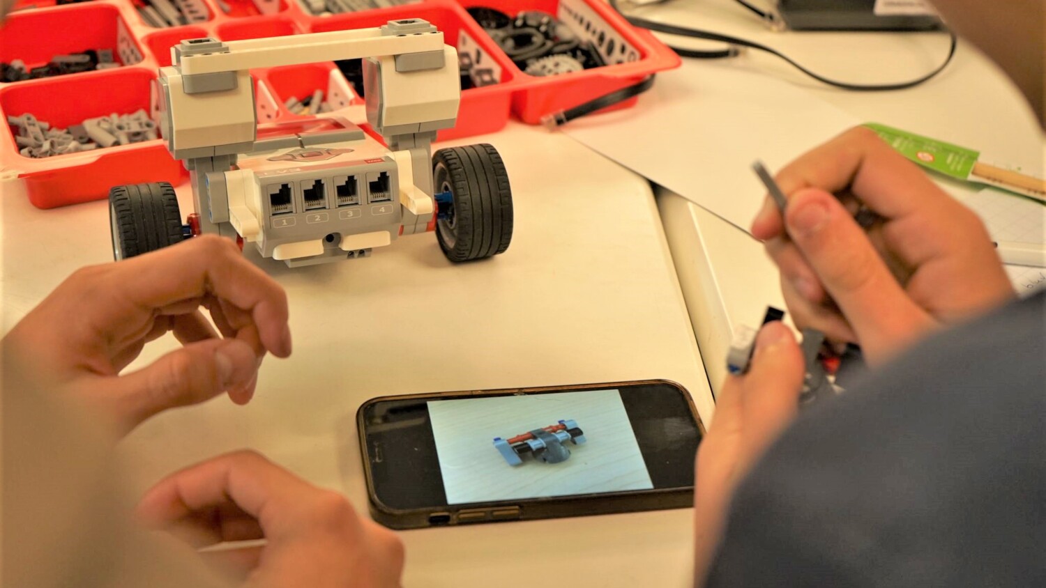 Ericsson annuncia la nuova edizione del Digital Lab: al via a Roma percorsi STEM per giovani talenti