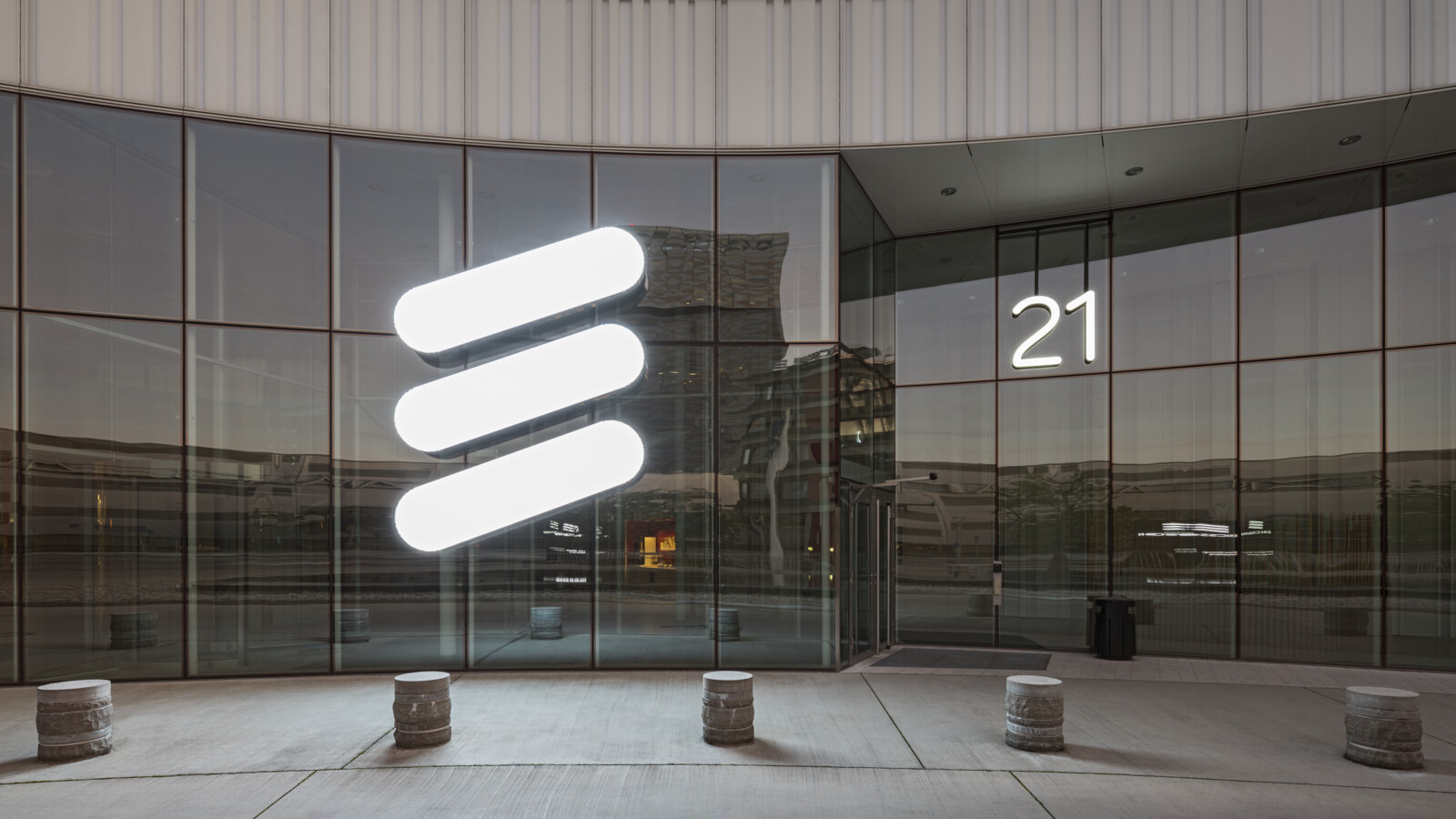 Ericsson named a Leader in the Gartner®  Magic Quadrant for CSP 5G RAN  Infrastructure Solutions 2025 report