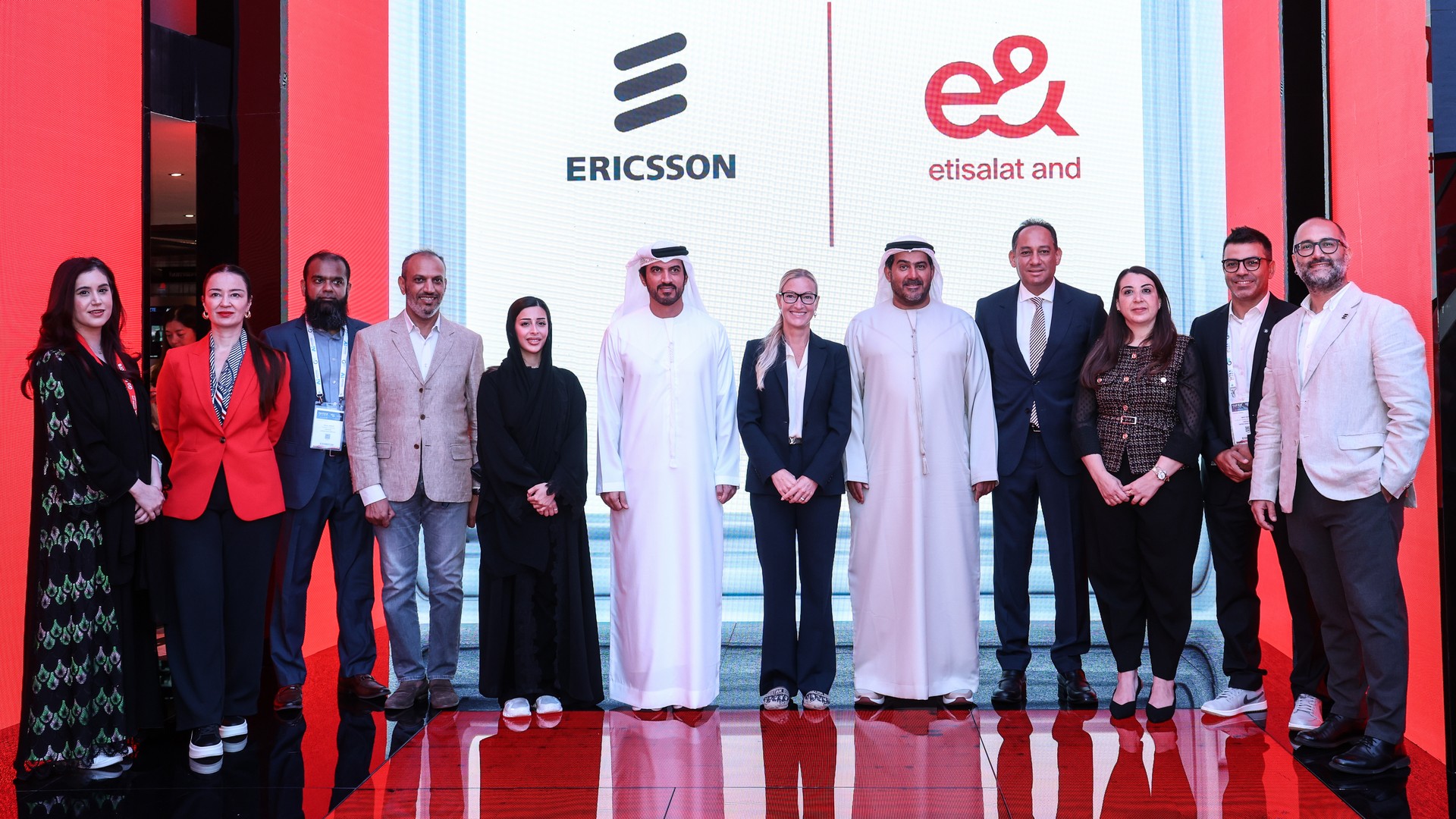 إريكسون و e& تطلقان المجموعة الثانية من برنامج Excelerate&