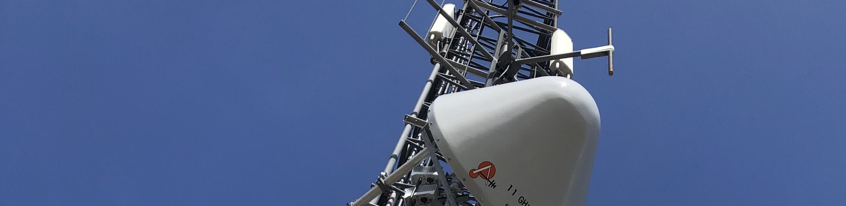 High-speed microwave link