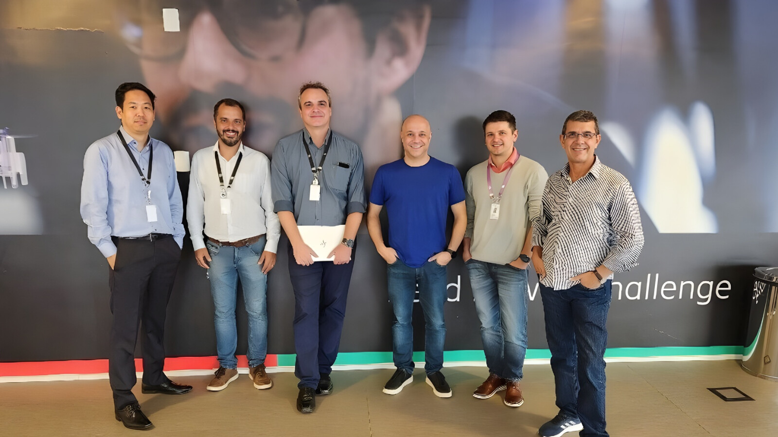 Carlos Flaminio and the FITec team at the Ericsson office in São Paulo.