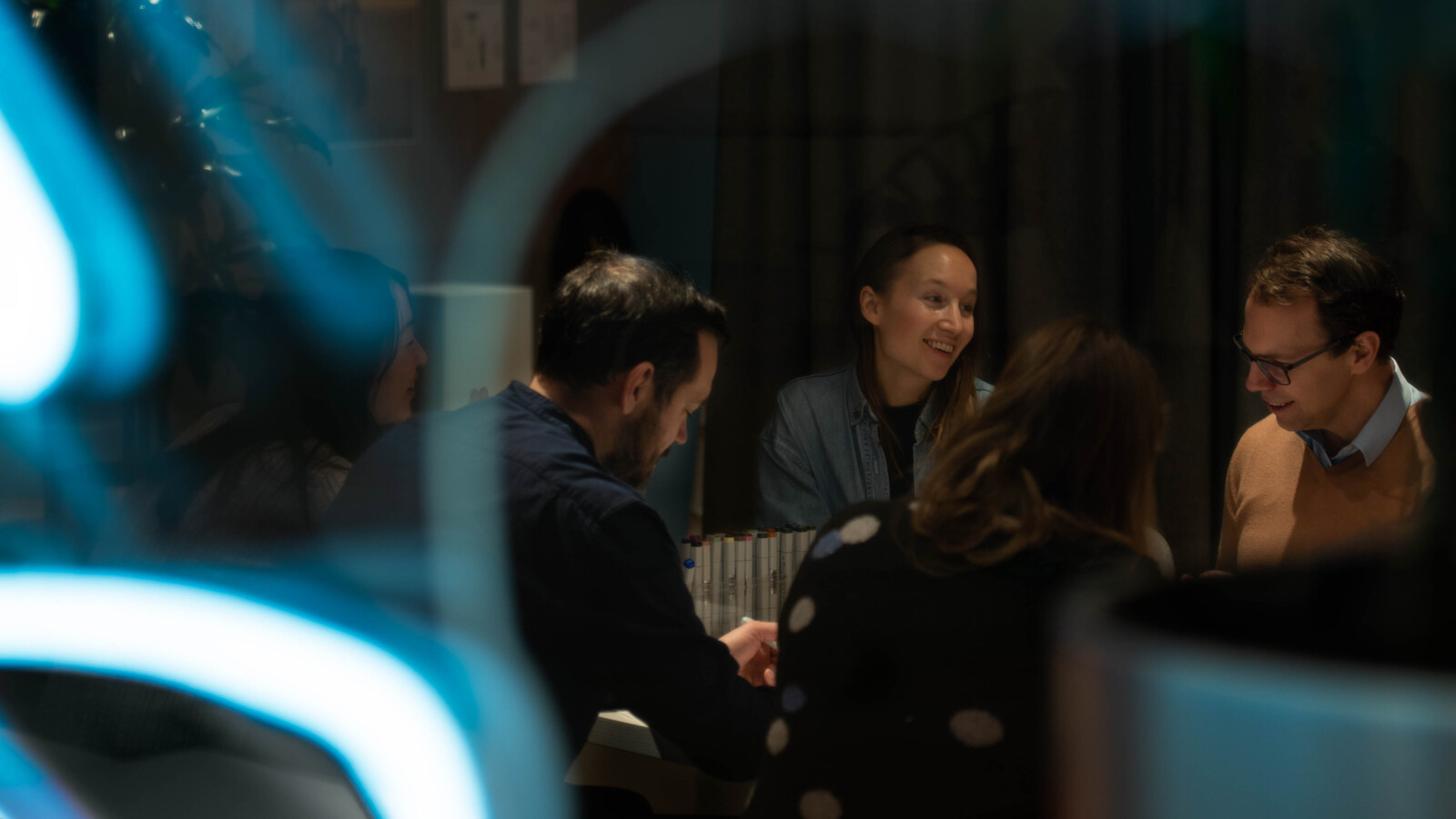 Colleagues discussing.