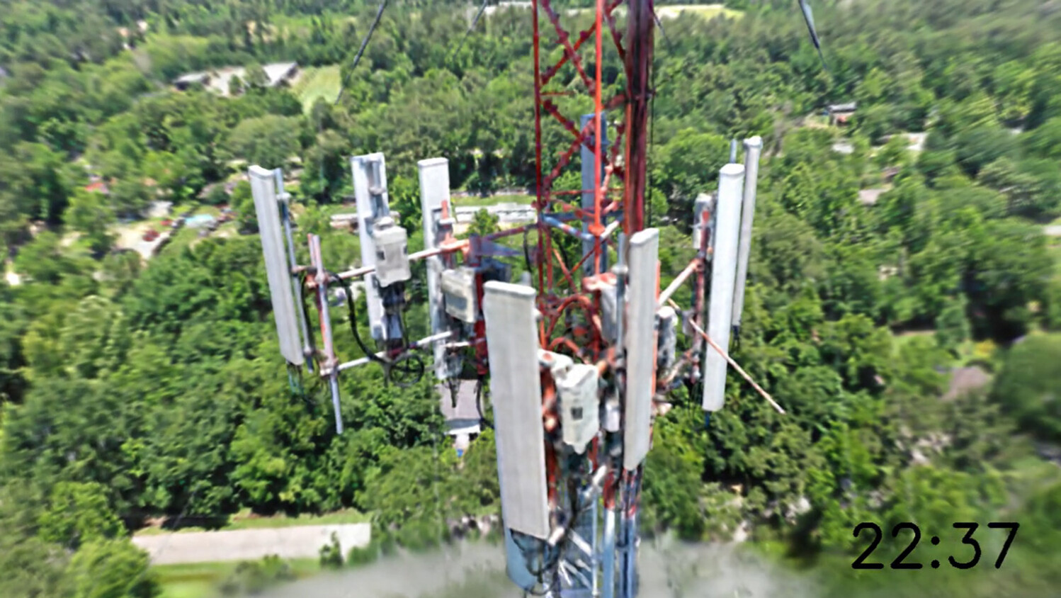 Time lapse of NeRF training for one of cell towers in North America.